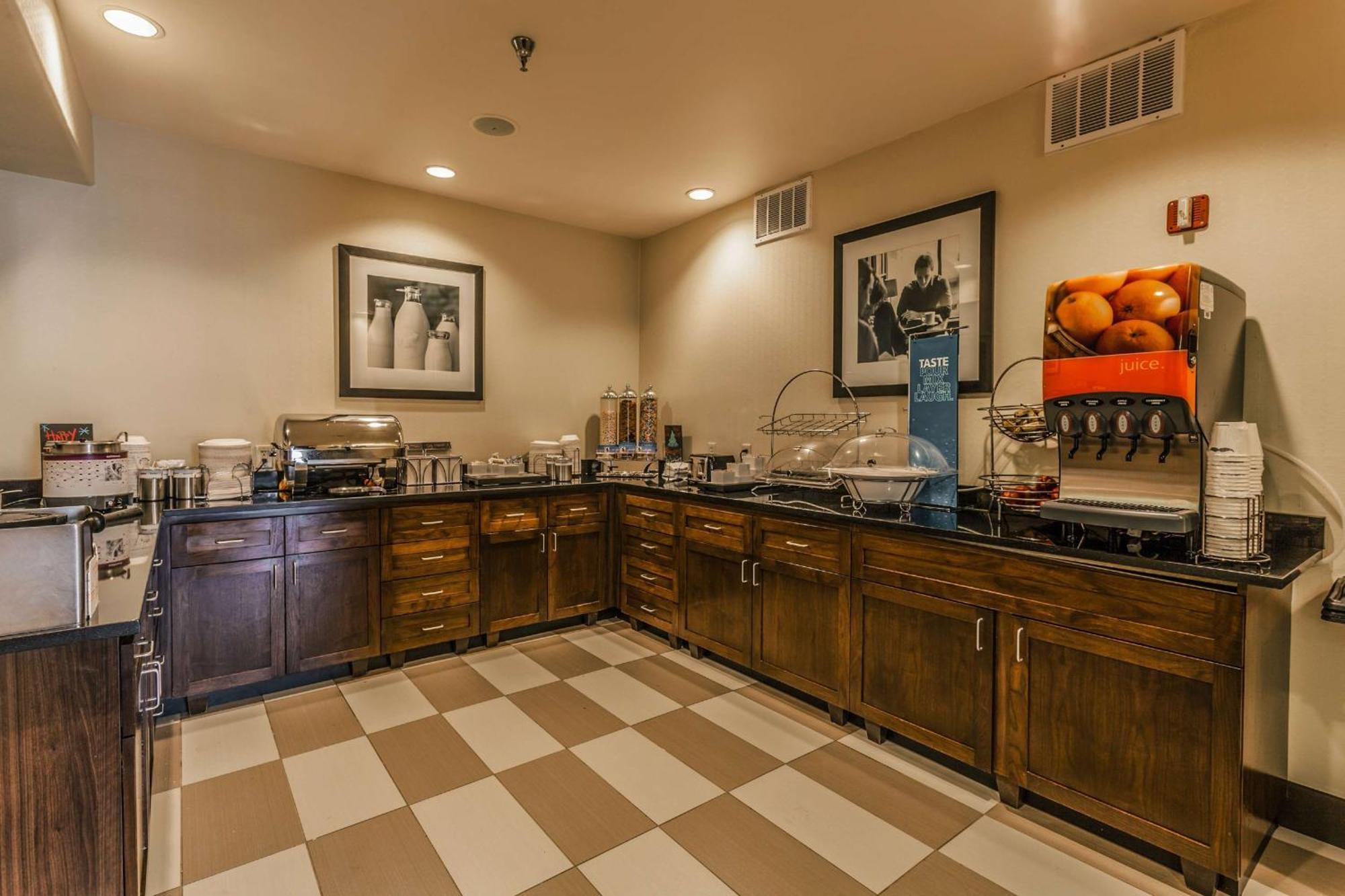 Hampton Inn Colorado Springs-Airport Extérieur photo