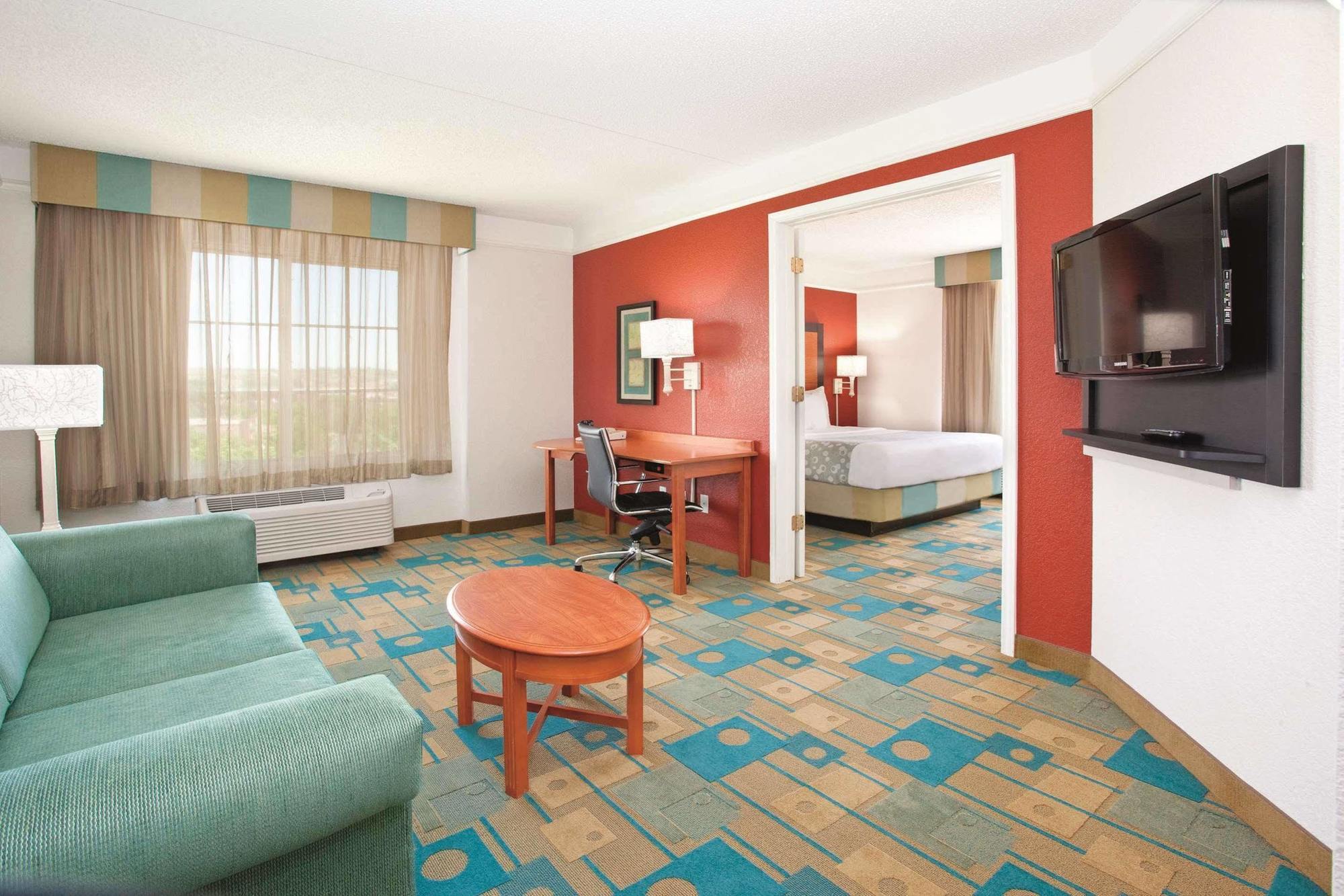 Hampton Inn Colorado Springs-Airport Extérieur photo